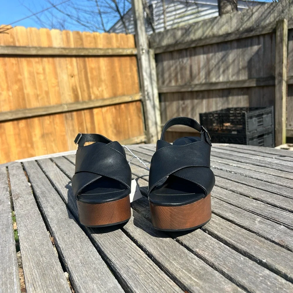 Women's Naomi Wood‎ Wedge Heels with Memory Foam Insole Universal Thread size 10
